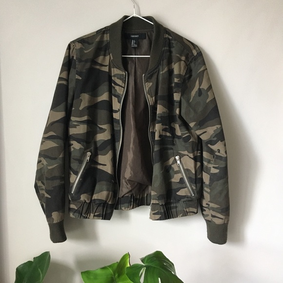Camo Jacket | Forever 21 |Size S - Picture 1 of 4